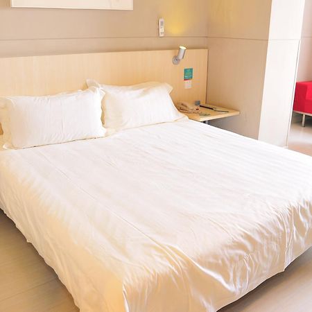 Jinjiang Inn Sanya Jiefang Road מראה חיצוני תמונה
