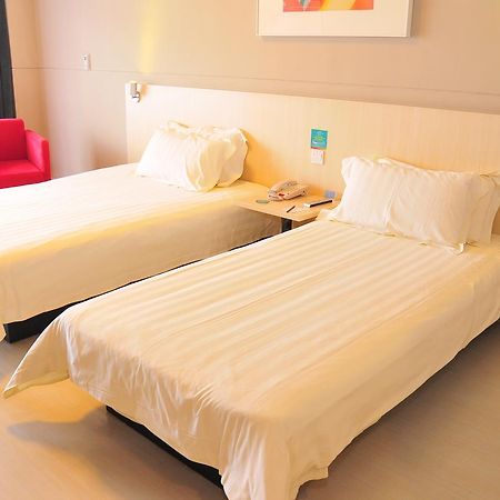 Jinjiang Inn Sanya Jiefang Road מראה חיצוני תמונה