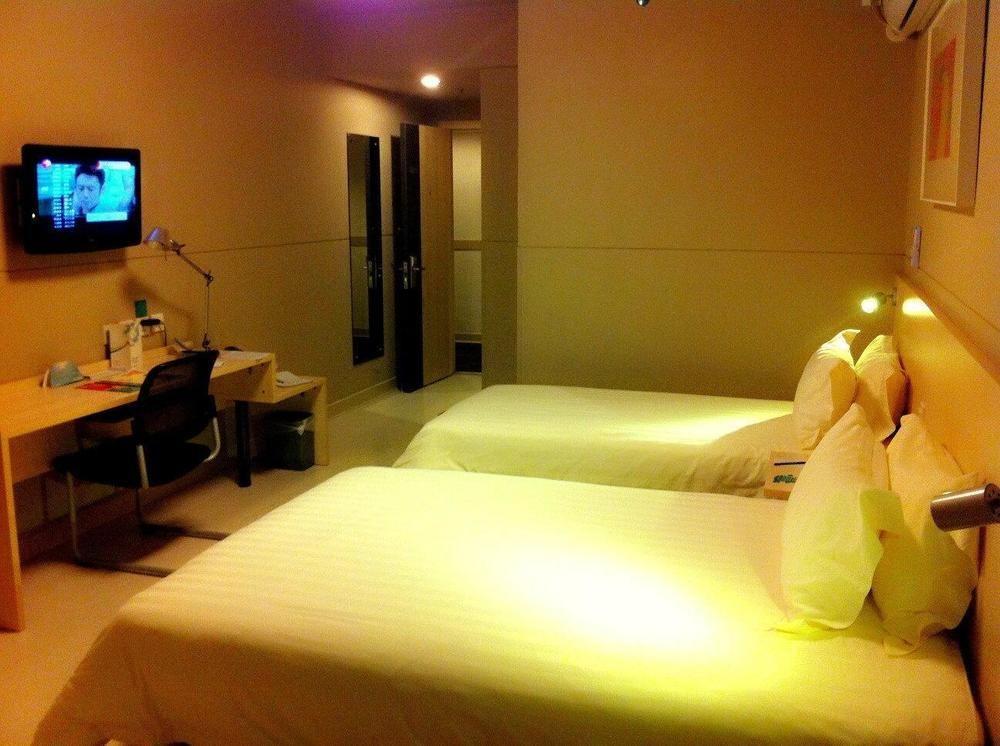 Jinjiang Inn Sanya Jiefang Road מראה חיצוני תמונה