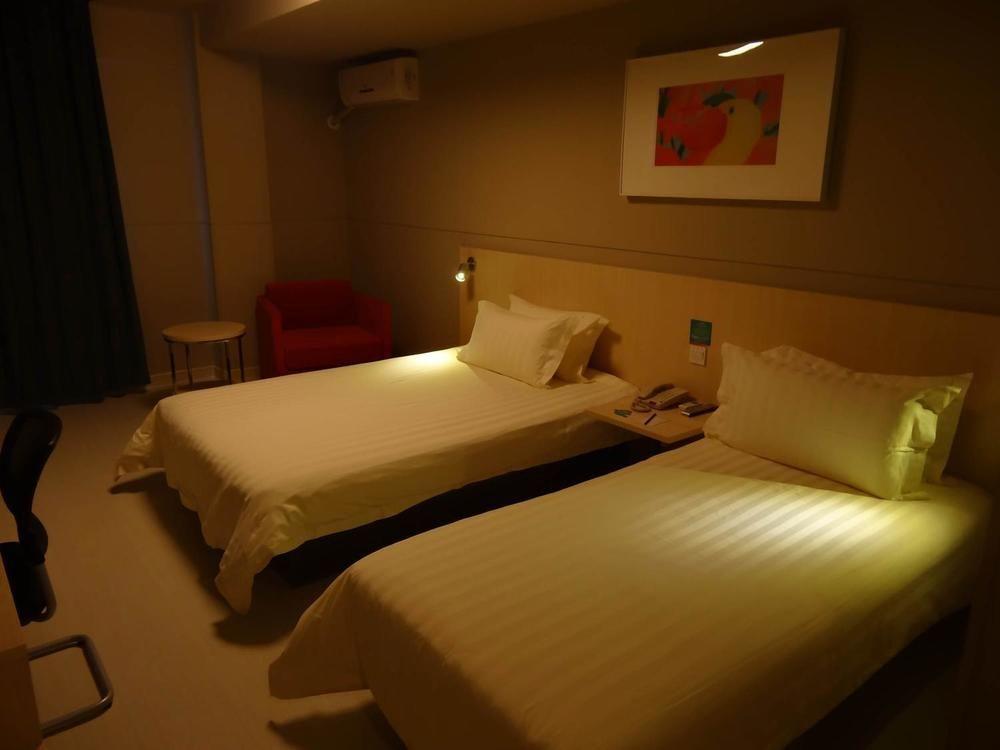 Jinjiang Inn Sanya Jiefang Road מראה חיצוני תמונה