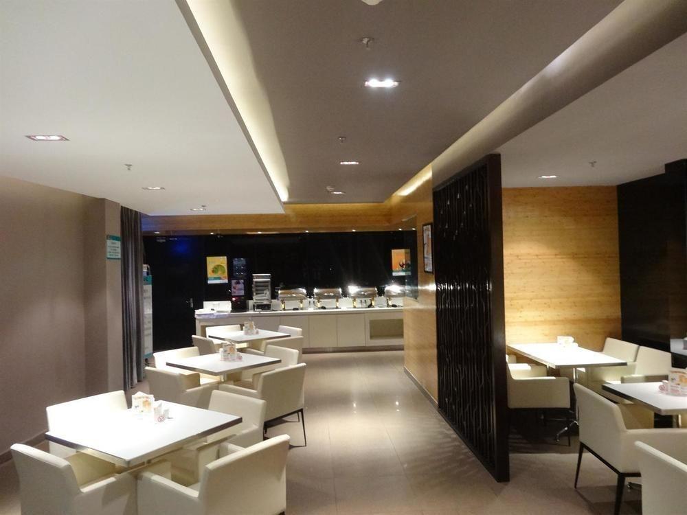 Jinjiang Inn Sanya Jiefang Road מראה חיצוני תמונה