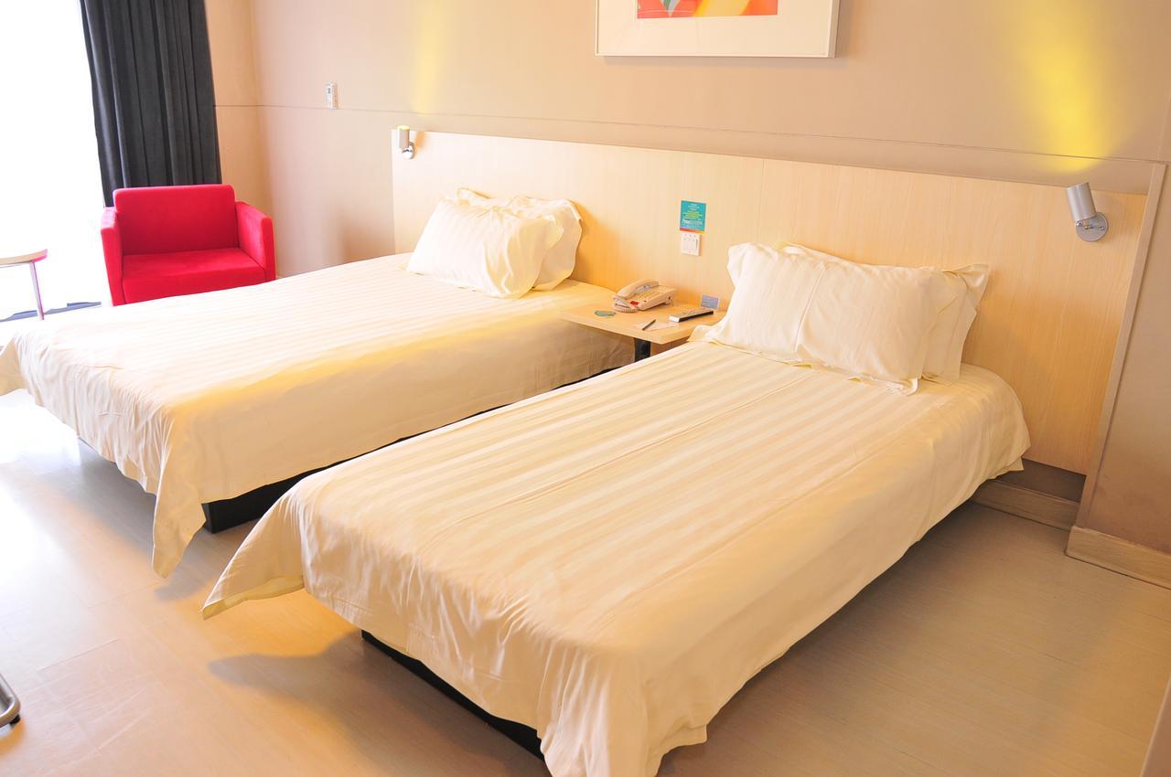 Jinjiang Inn Sanya Jiefang Road מראה חיצוני תמונה