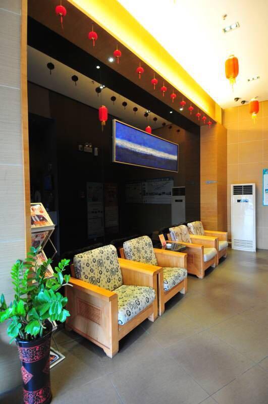 Jinjiang Inn Sanya Jiefang Road מראה חיצוני תמונה